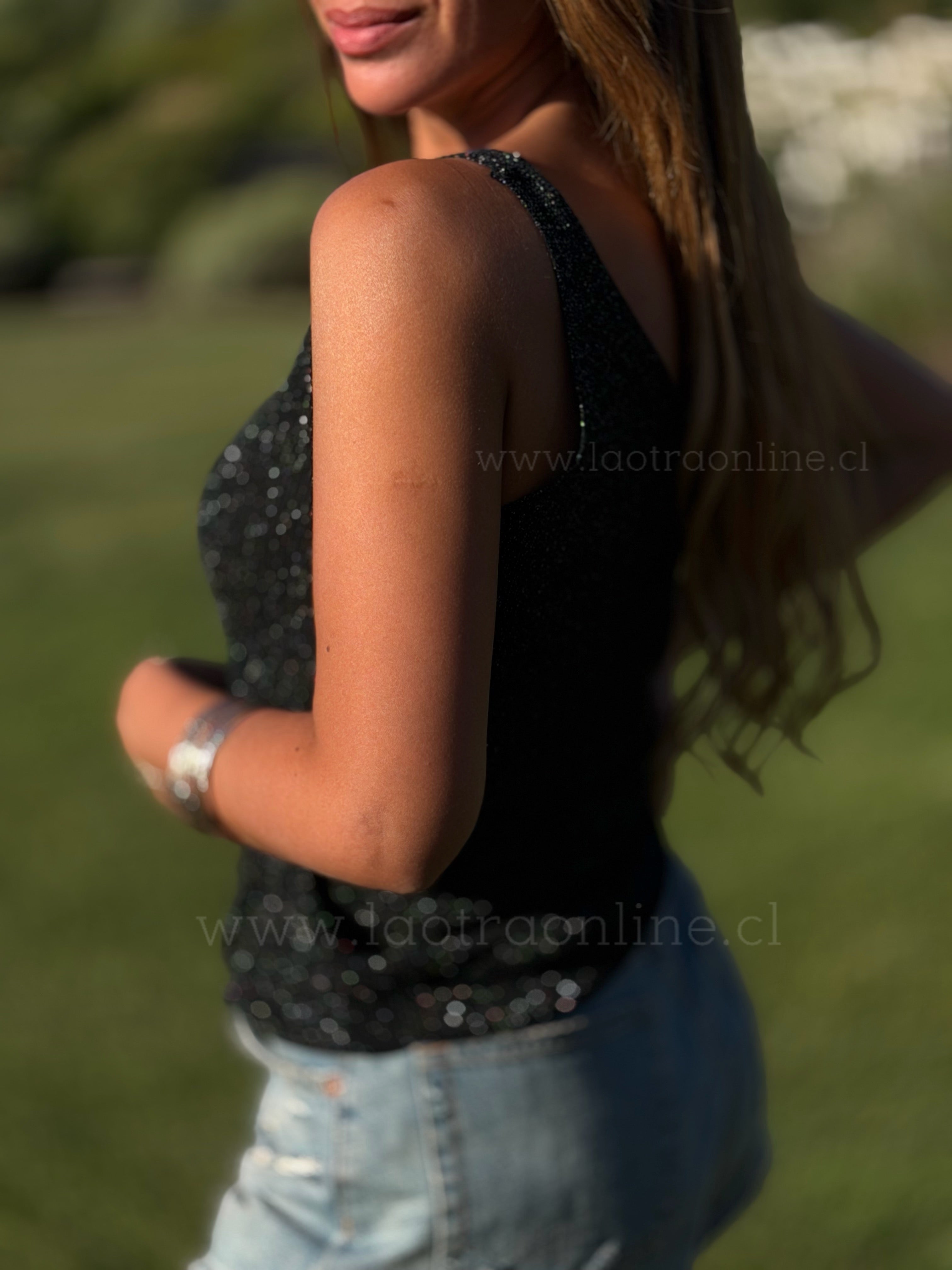 Polera hilo Glam negro