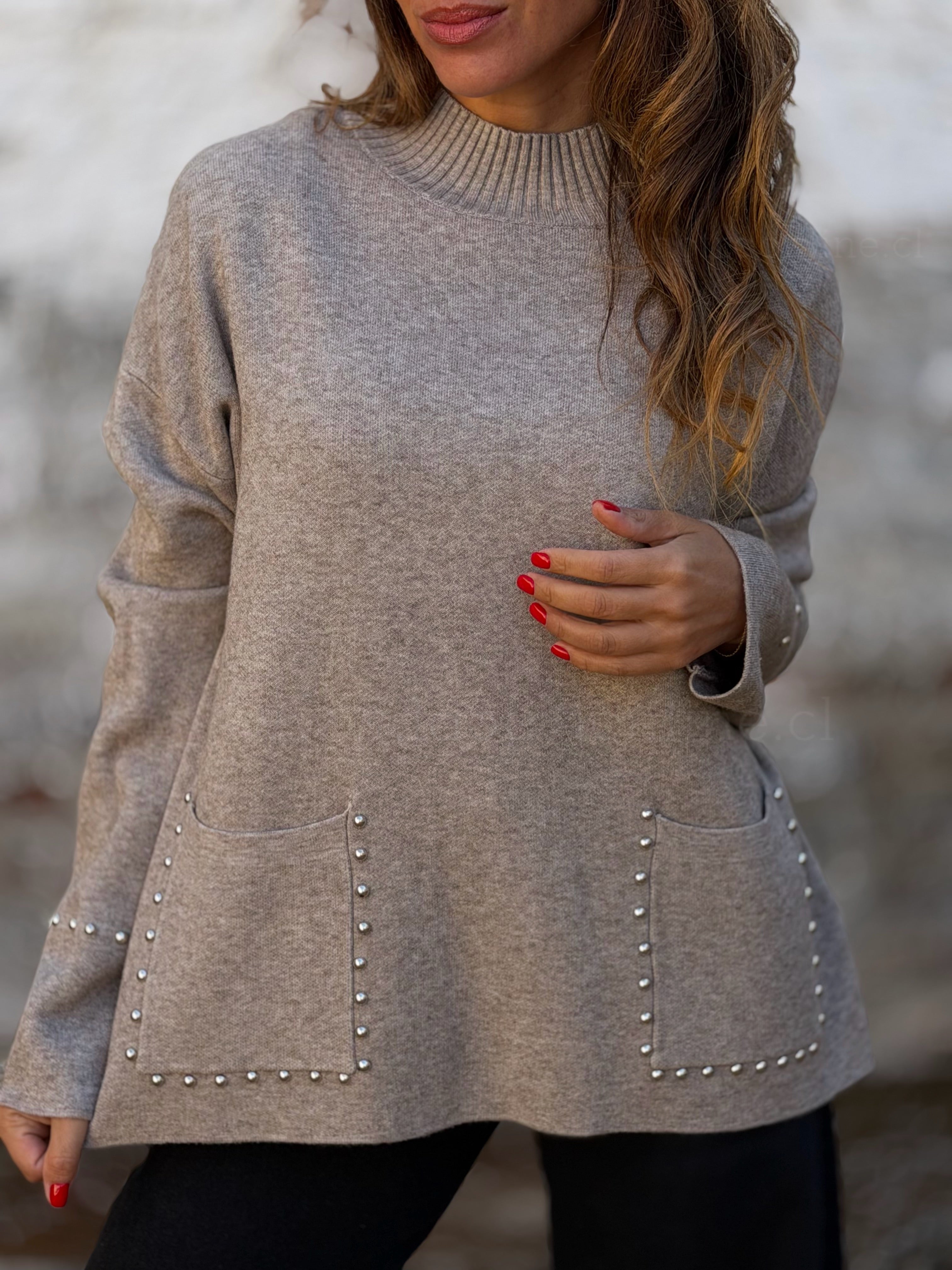 Sweater Tachitas arena