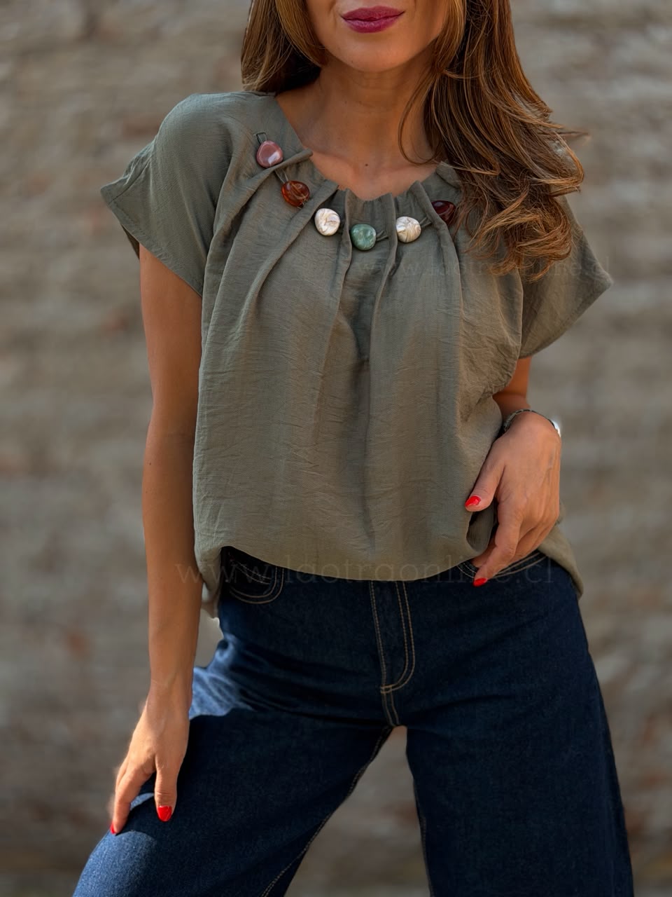 Polera Majestad olivo