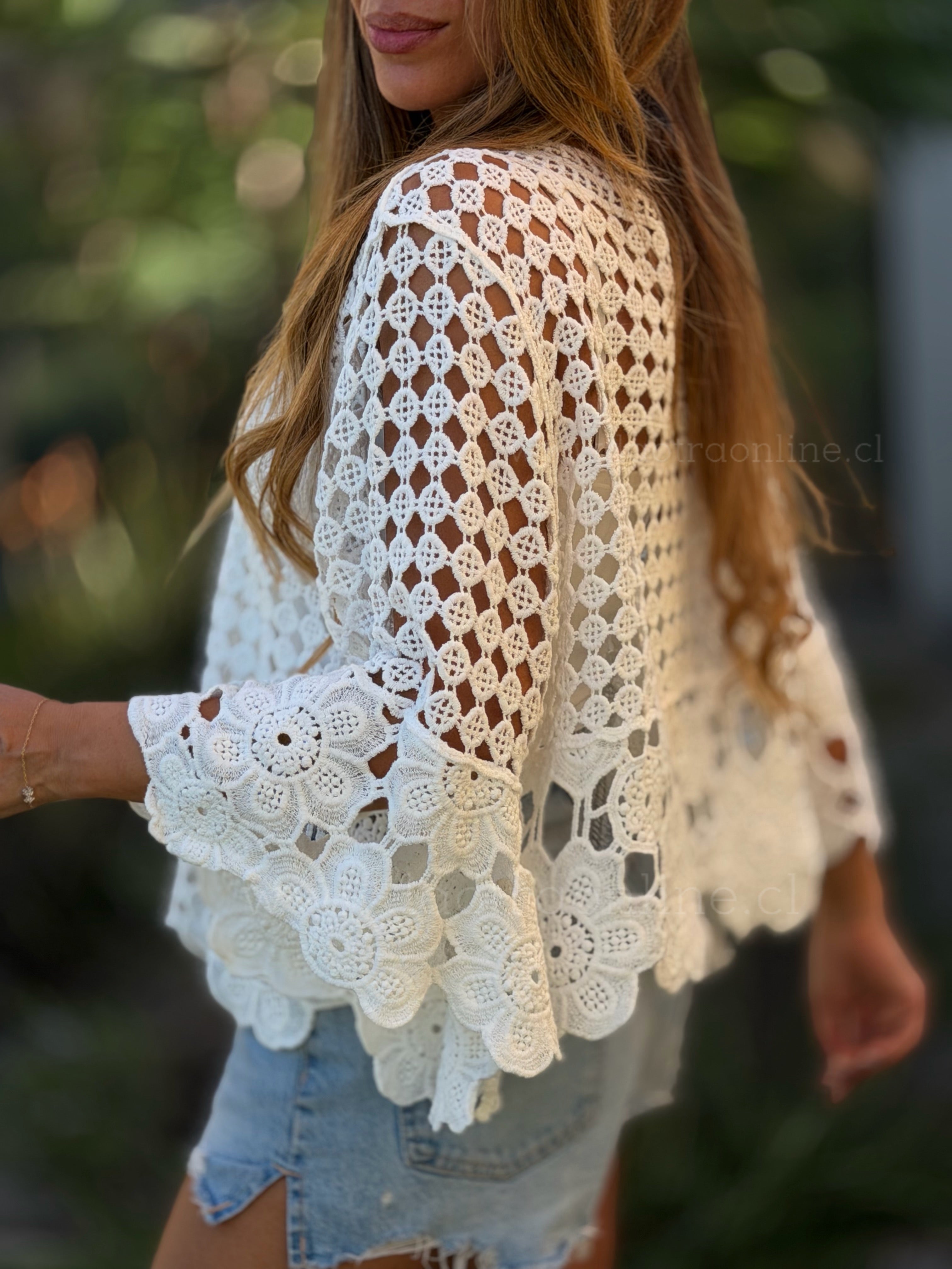 Sweater/chalequito Antonia blanco