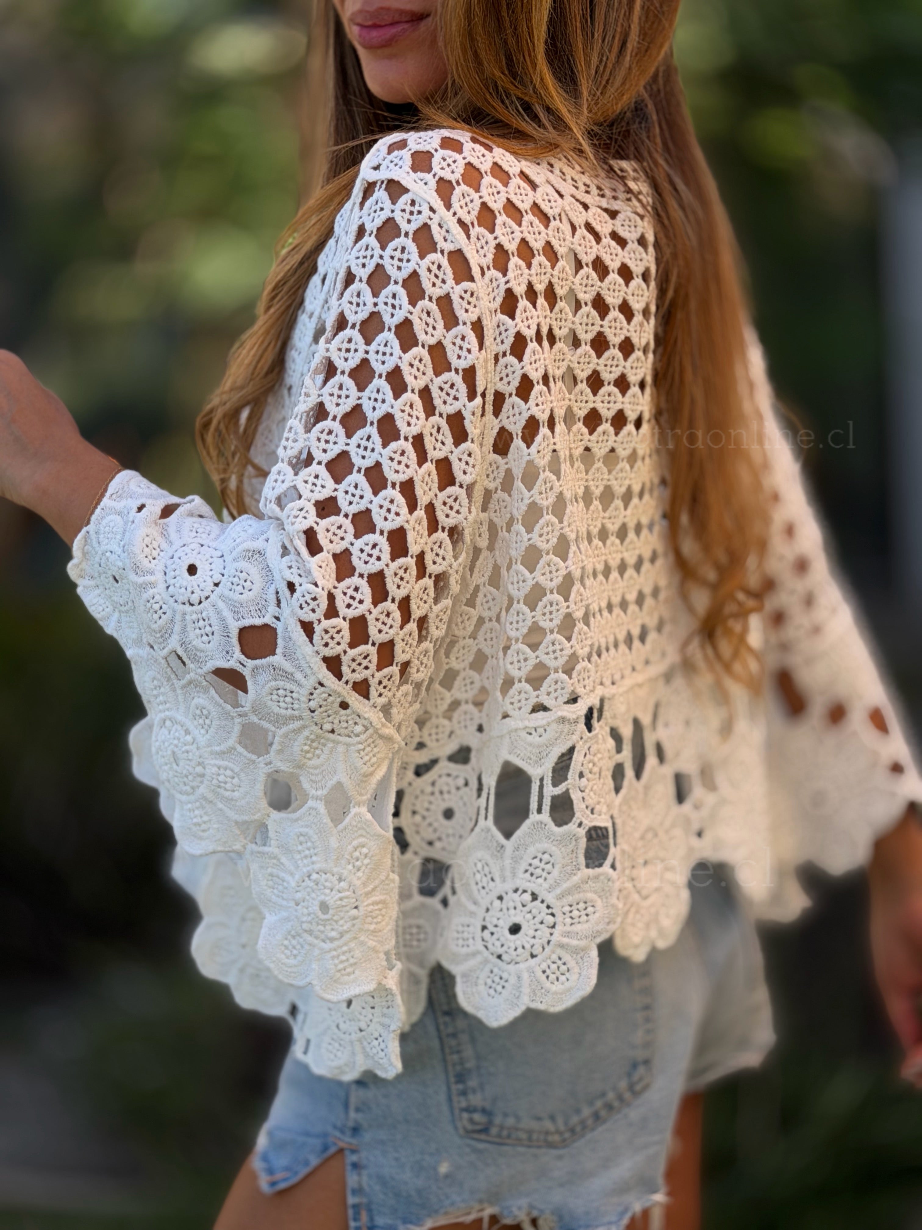 Sweater/chalequito Antonia blanco
