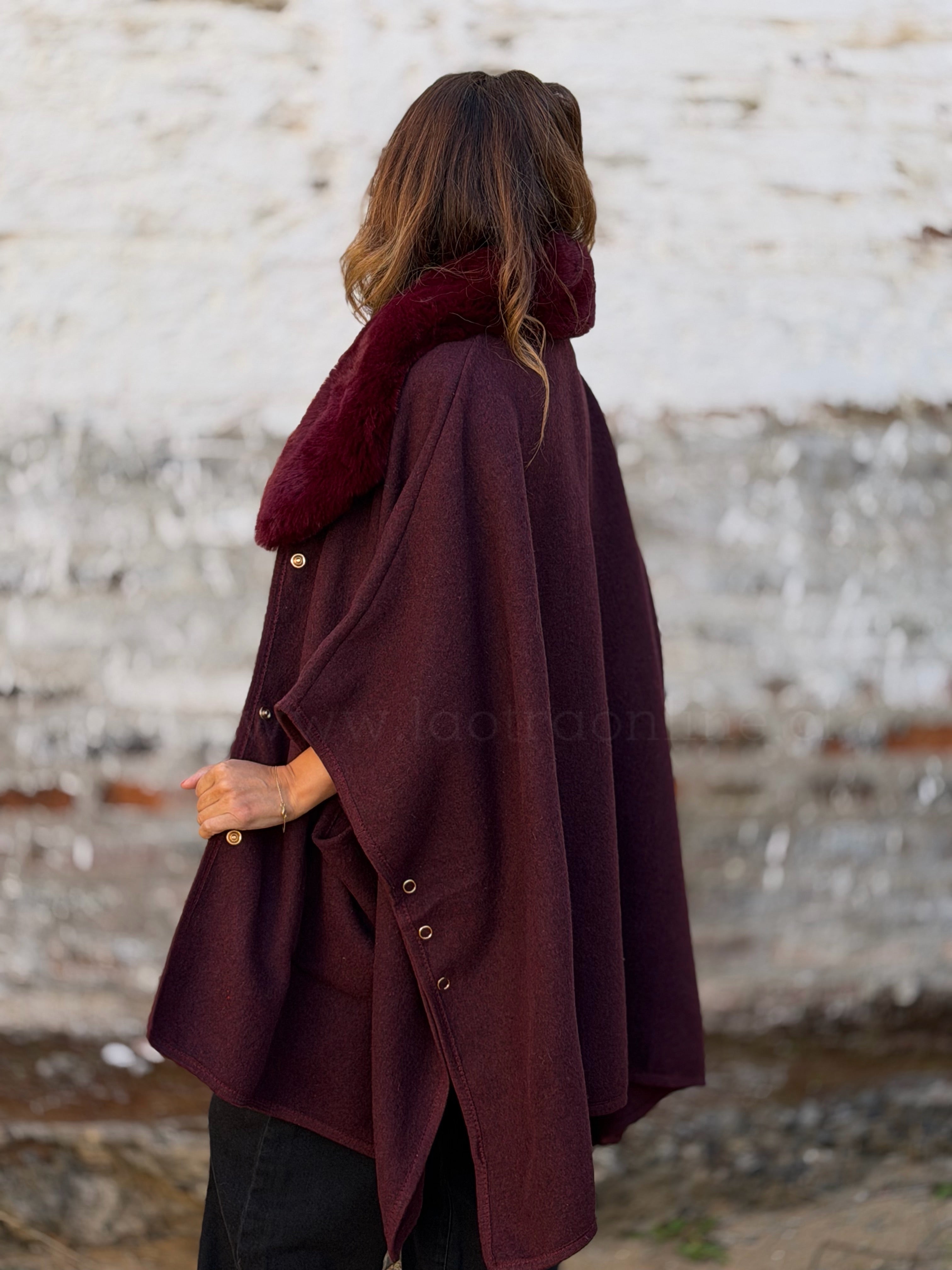 Chaqueta/poncho Luz cherry