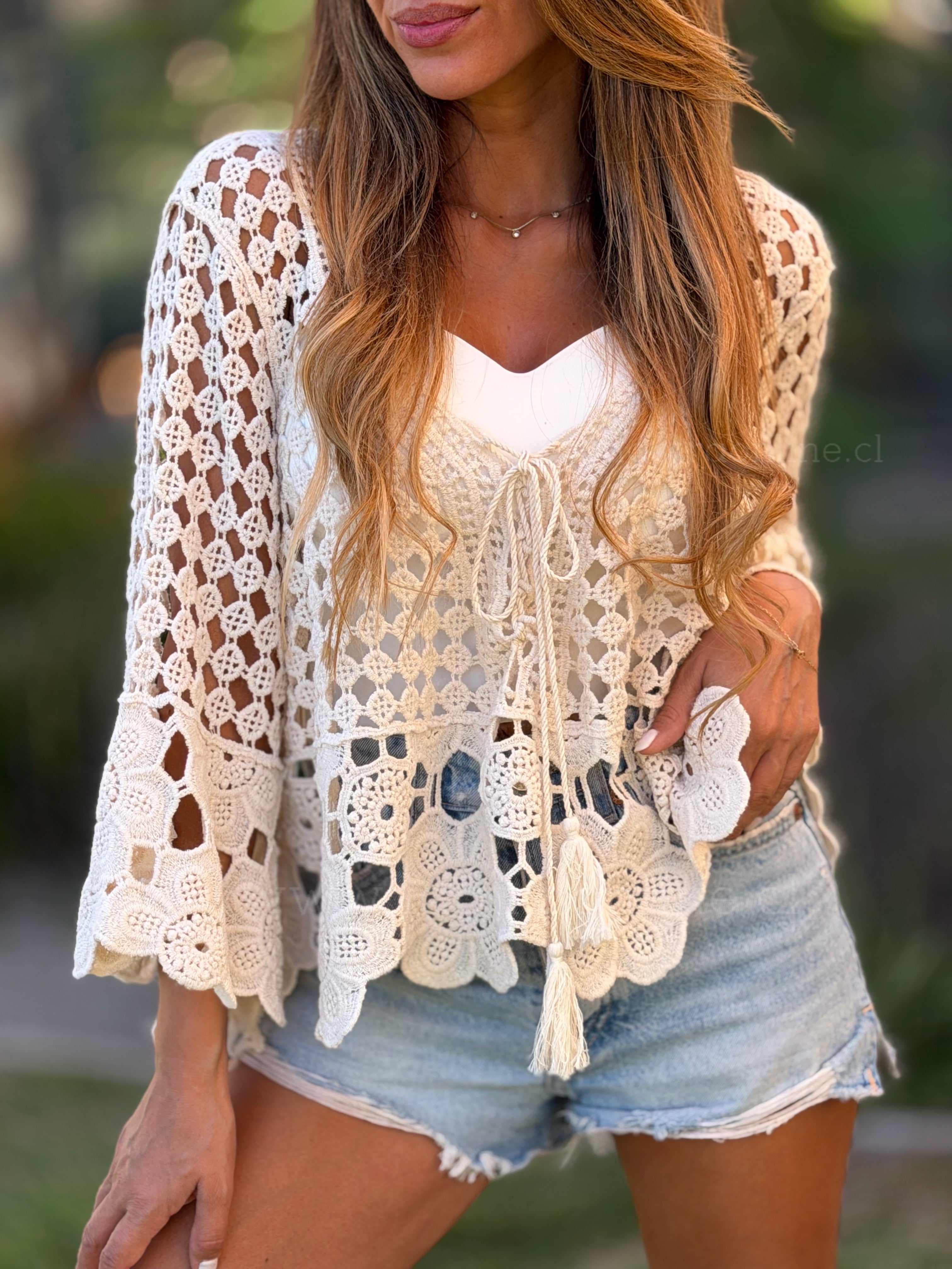 Sweater/chalequito Antonia crema