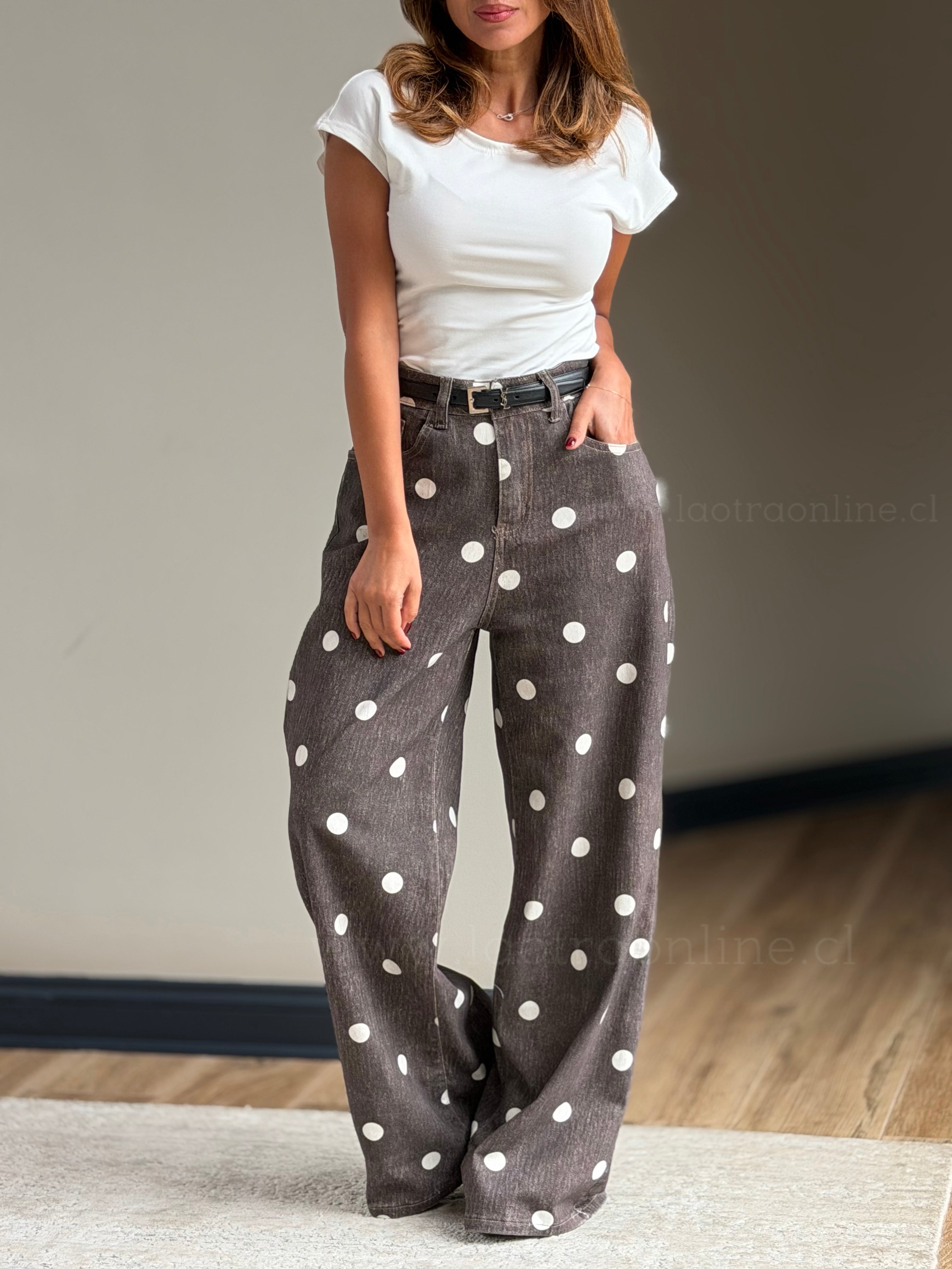 Jeans lunares precioso chocolate