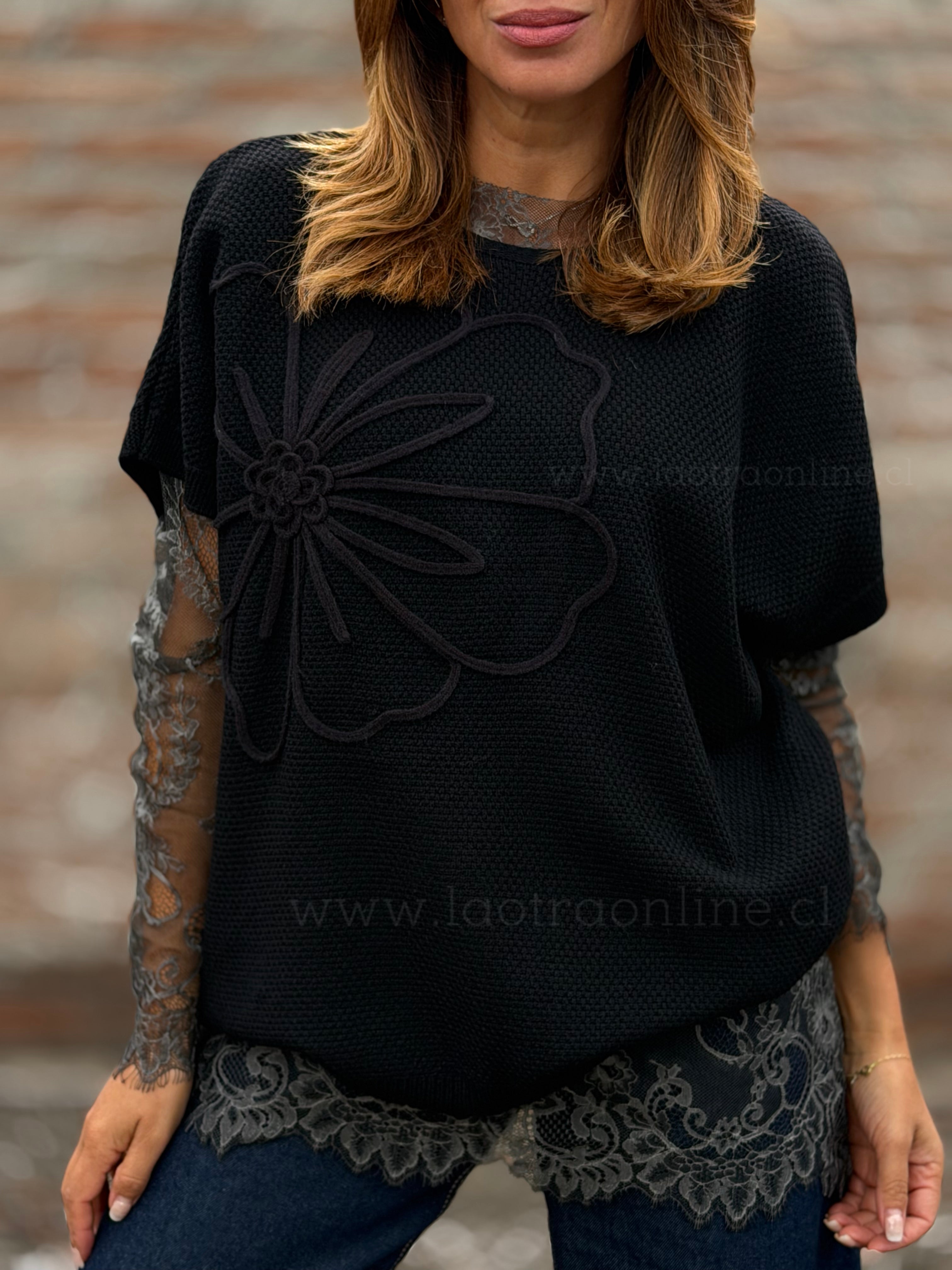 Sweater sin mangas flor negro