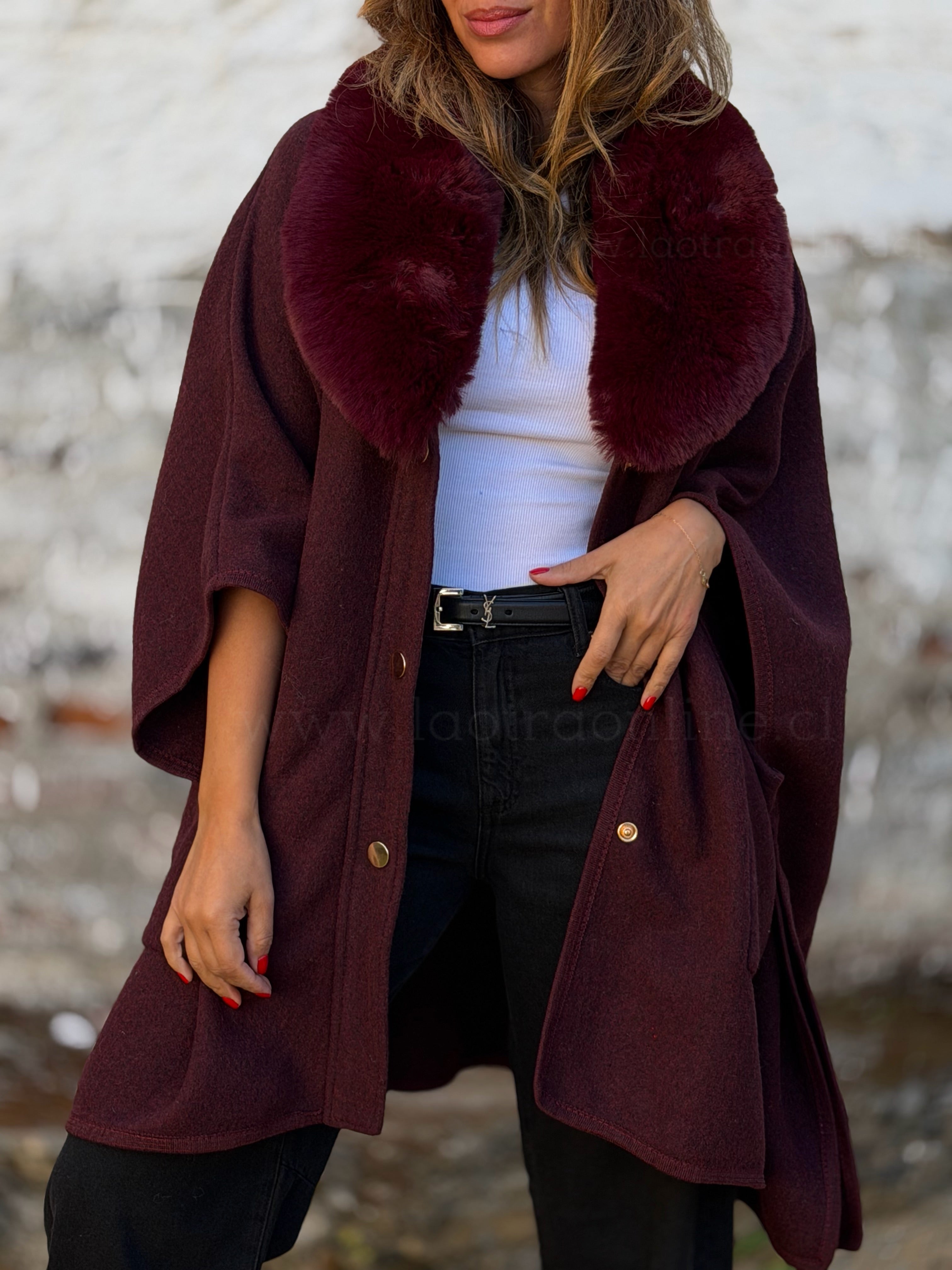 Chaqueta/poncho Luz cherry