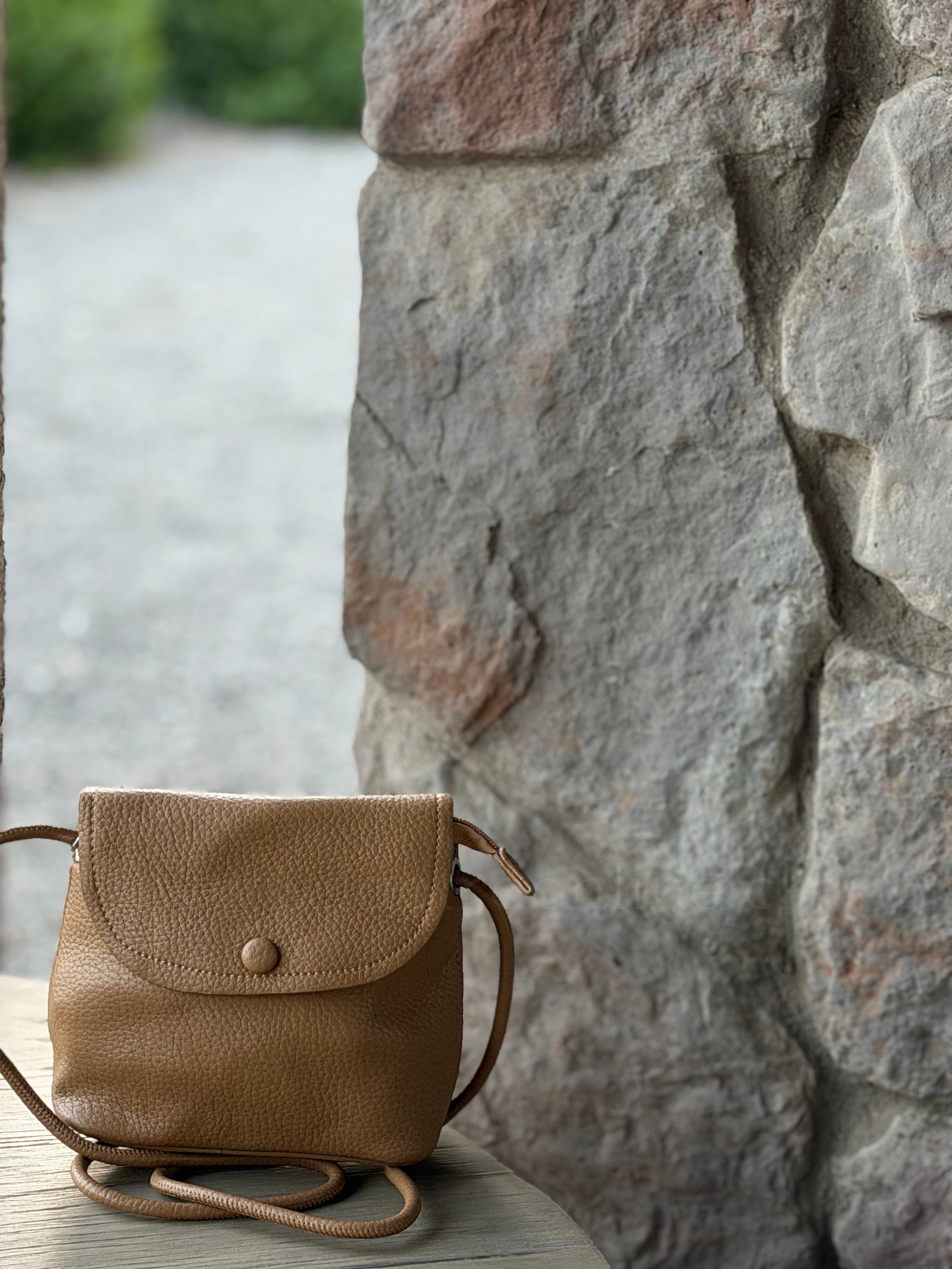 Bolso bandolera caramelo