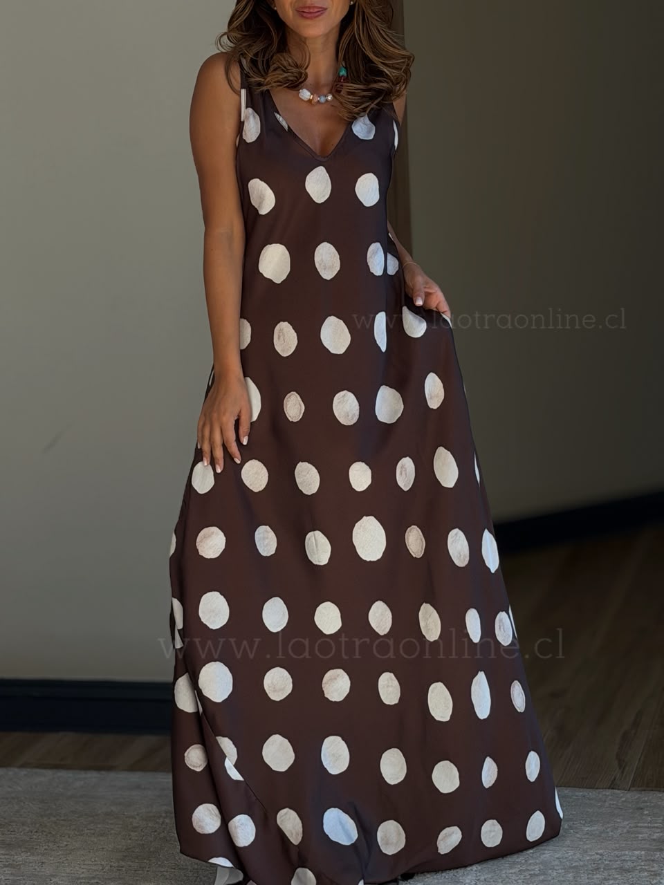 Maxi Vestido lunares marrón oscuro