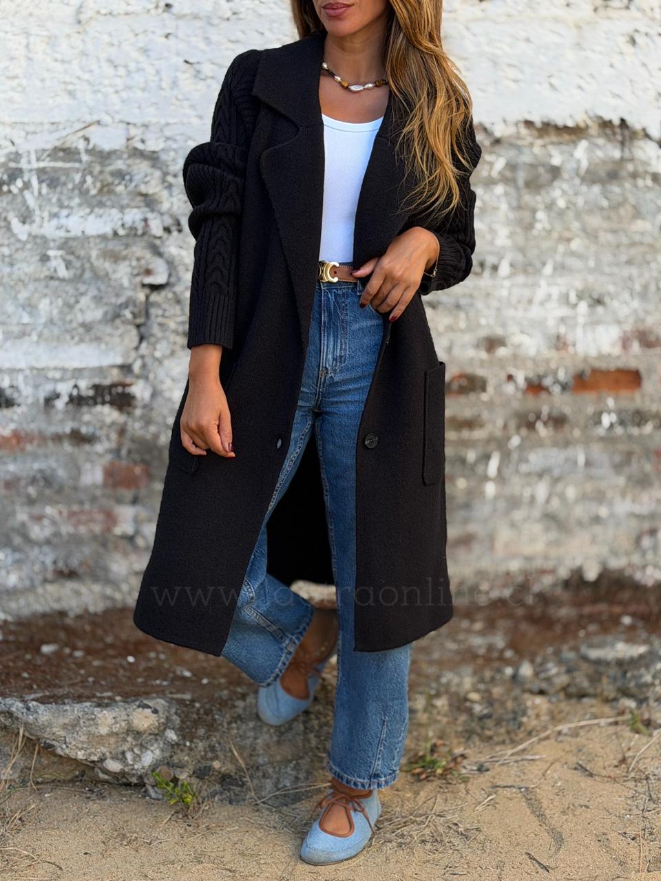 Abrigo Cleopatra negro