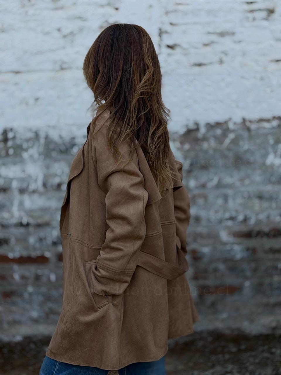 Trench Amapola caramelo