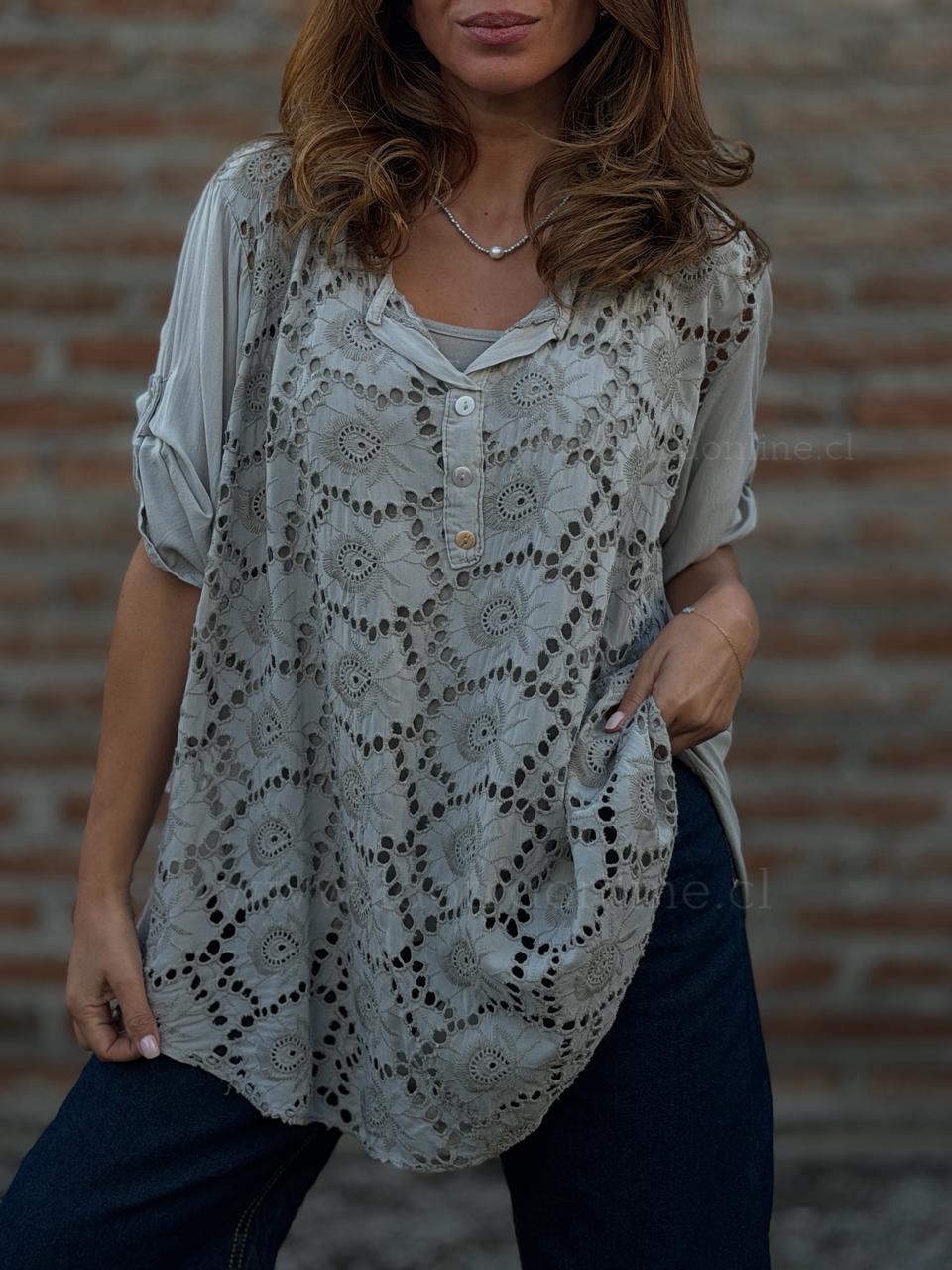Blusa Macramé Italiana Gris