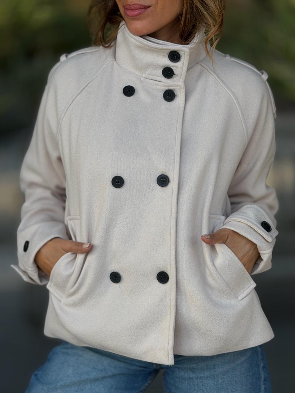 Abrigo cuello Funnel crema