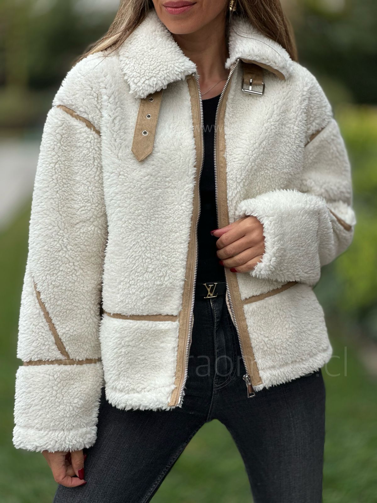 Chaqueta Rusia crema