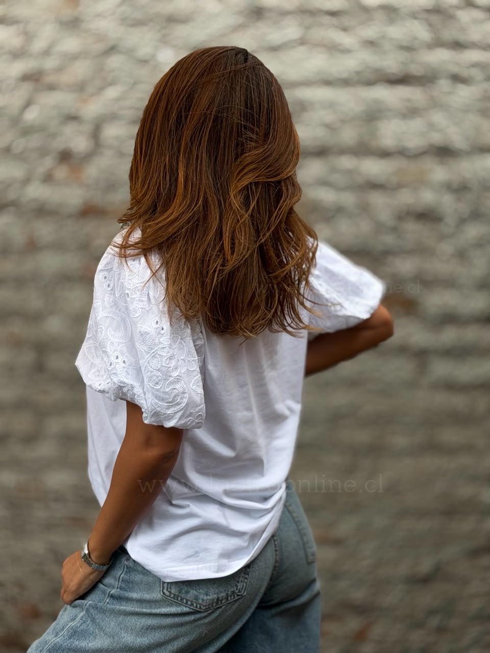 Polera manga bordada abullonada blanco
