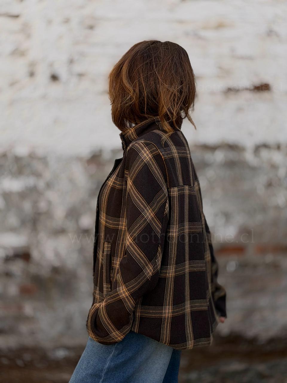 Chaqueta Escocés cuello funnel marrón