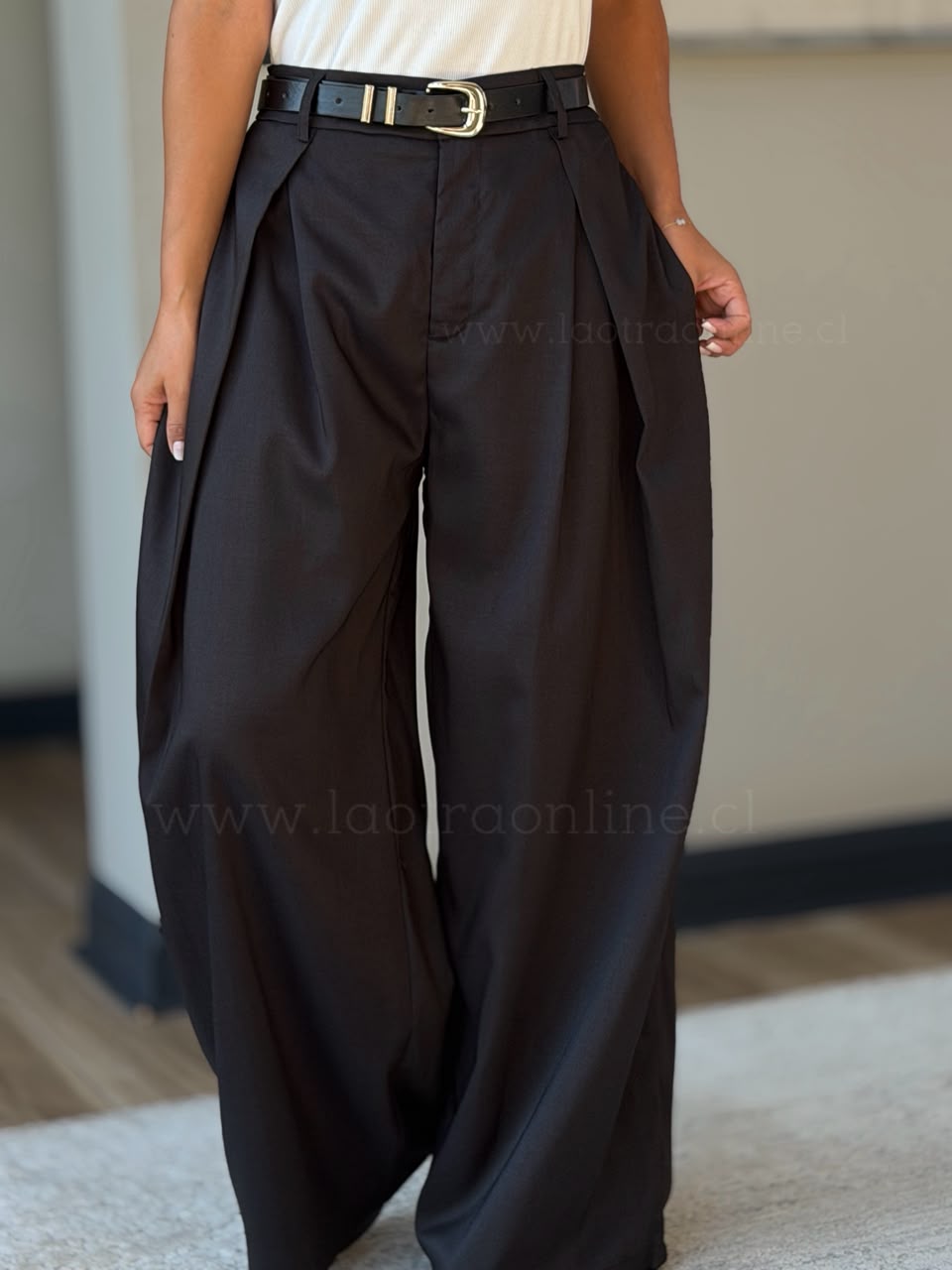 Pantalón viral +cinturón negro