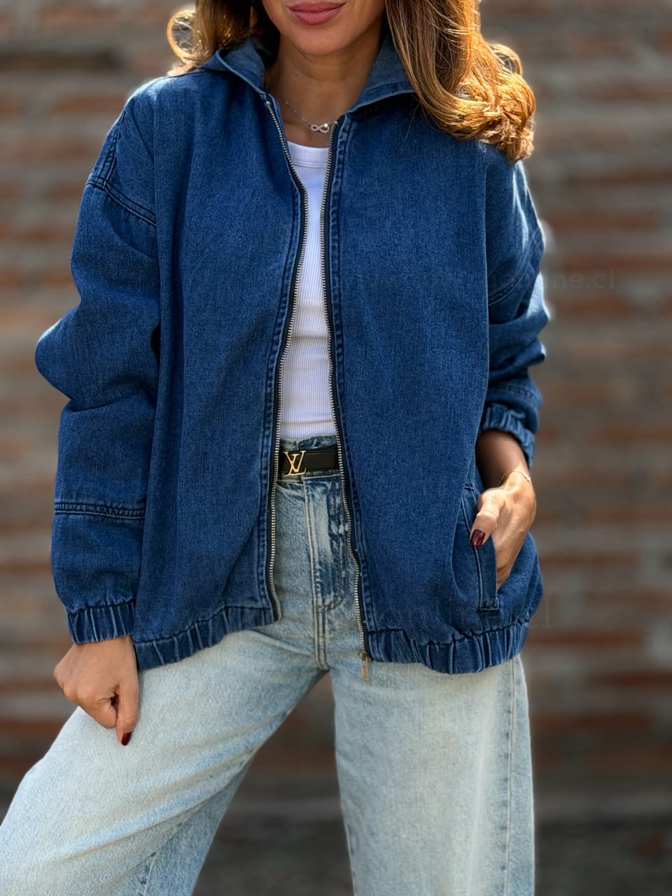 Bomber mezclilla capucha azul