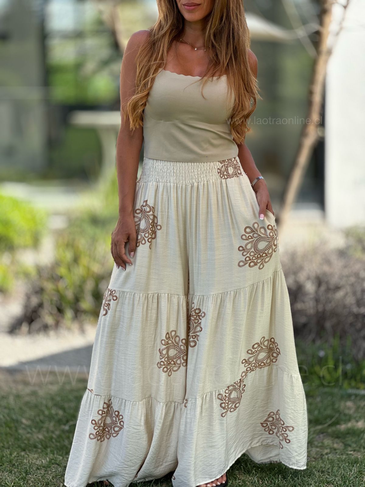 Palazzo Vancouver crema