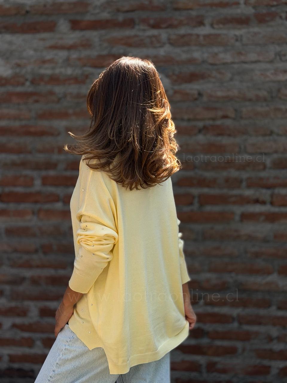 Sweater Tachas amarillo