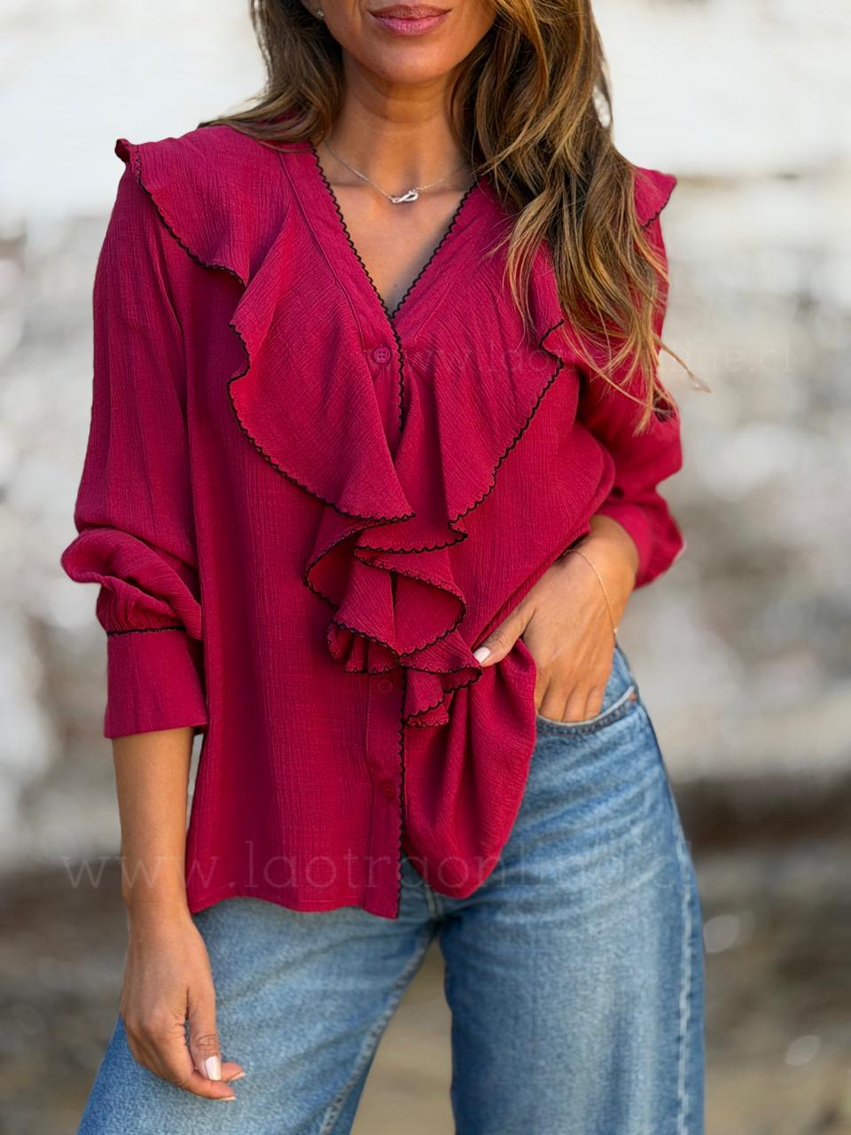 Blusa Vuelitos bordado frambuesa