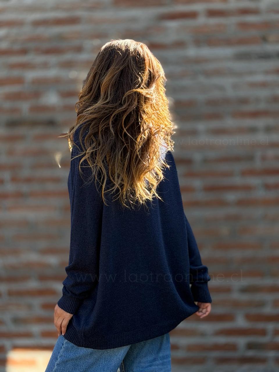 Sweater manga frutilla azul