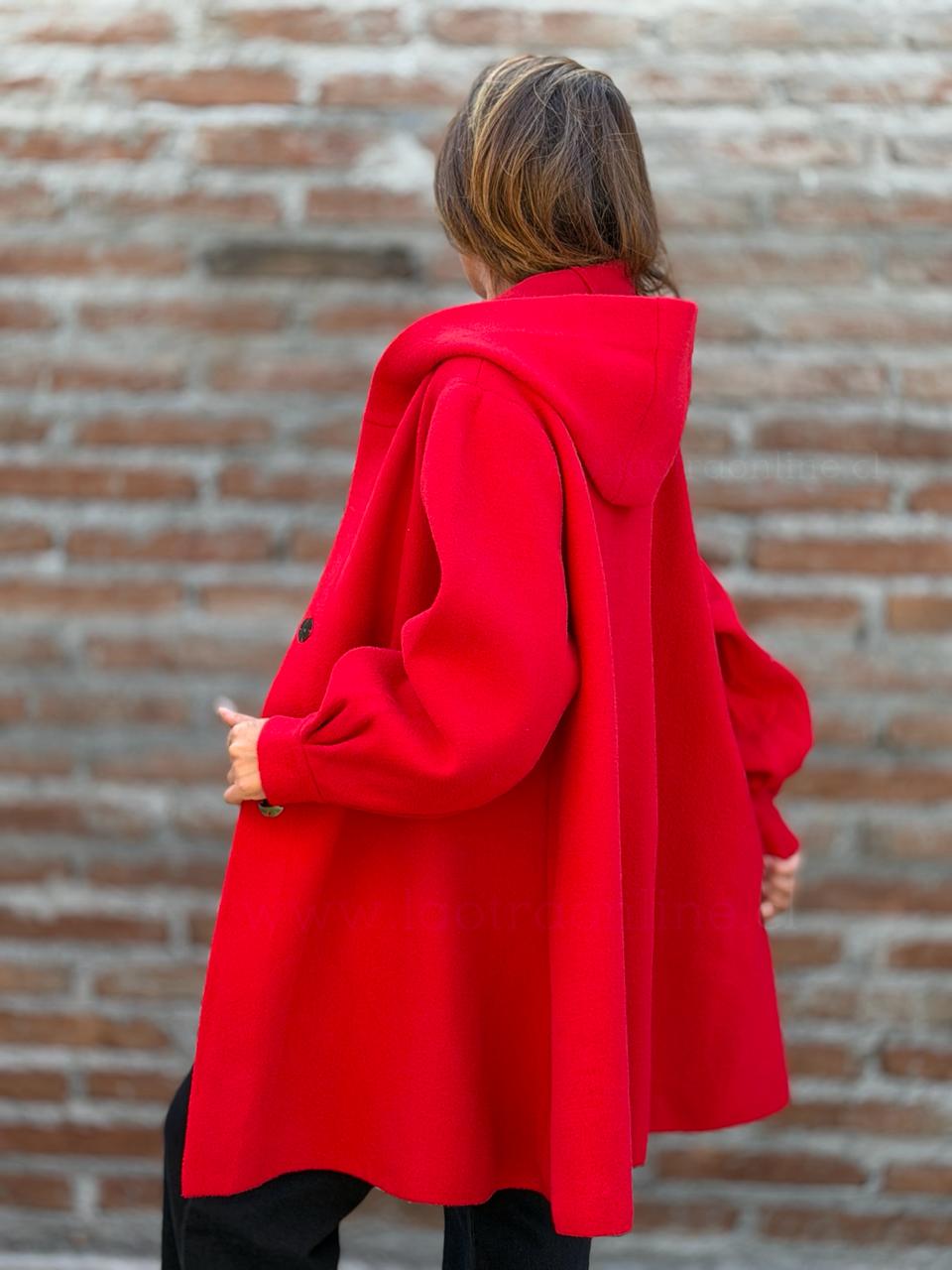 Abrigo Impactante rojo