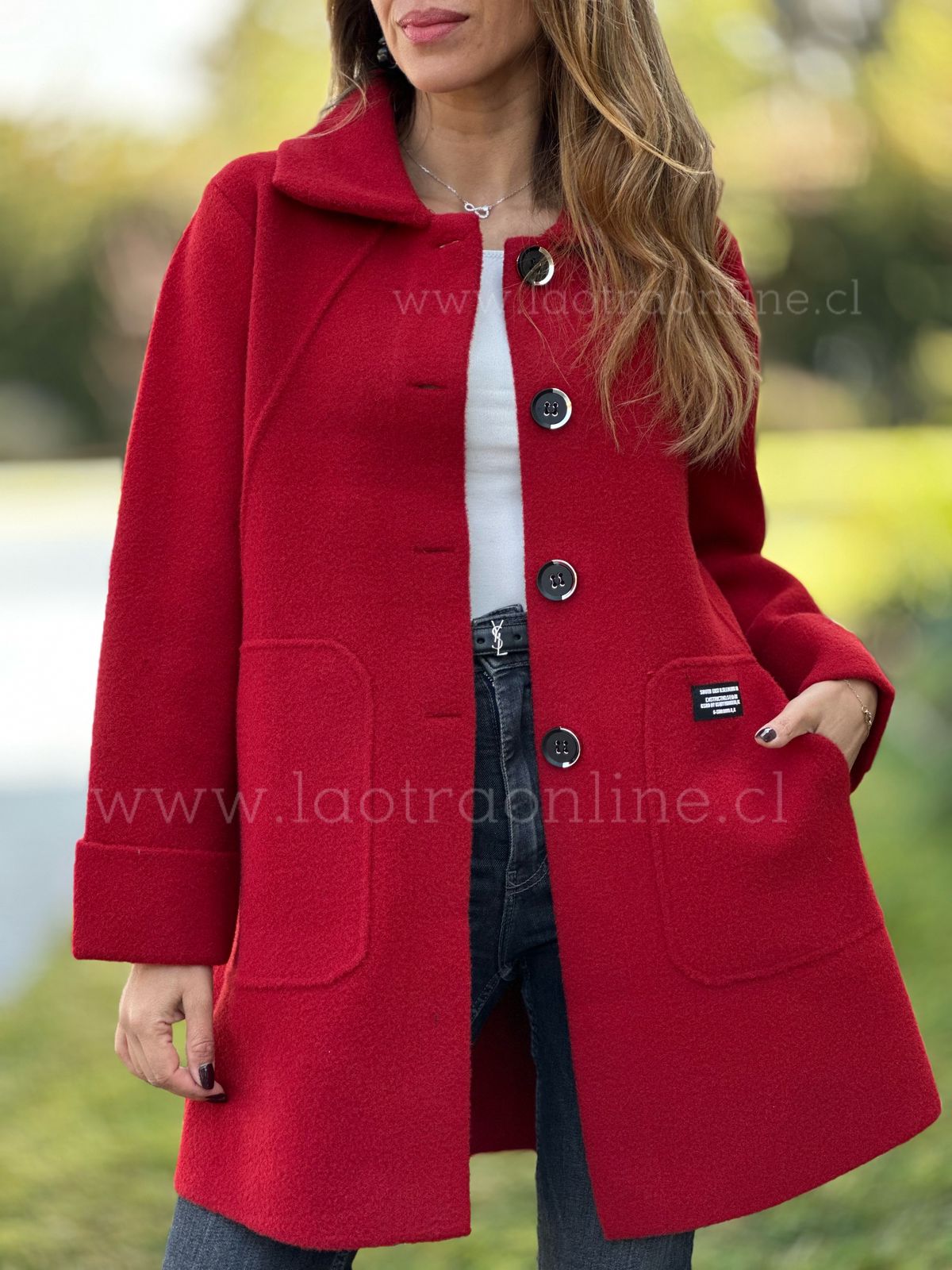 Abrigo Sacramento rojo