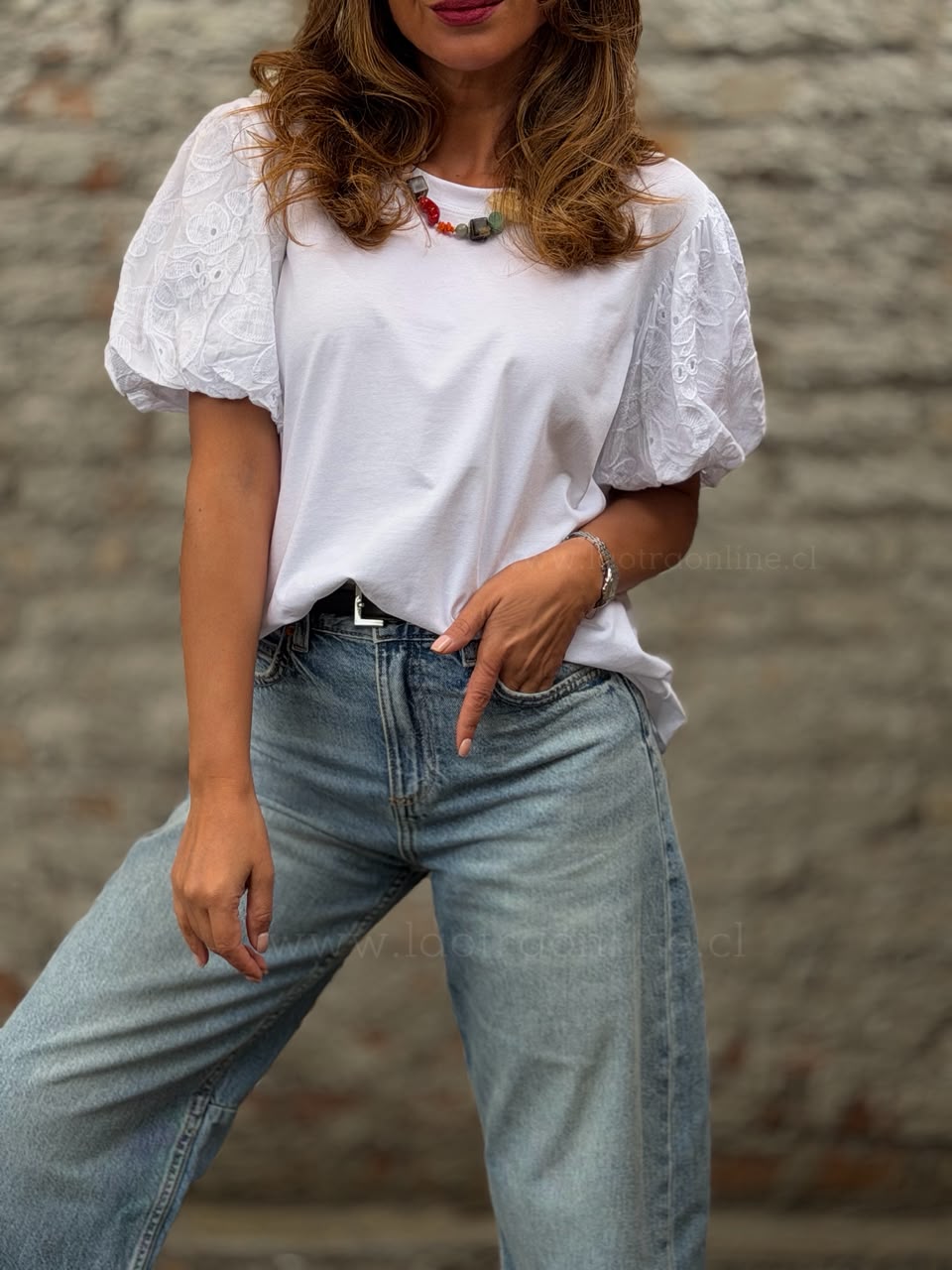 Polera manga bordada abullonada blanco