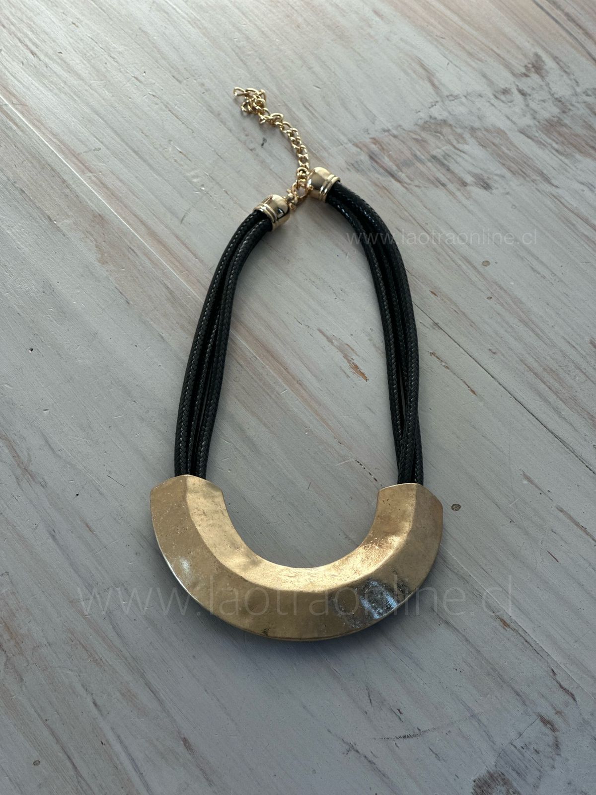 Collar Cleopatra dorado