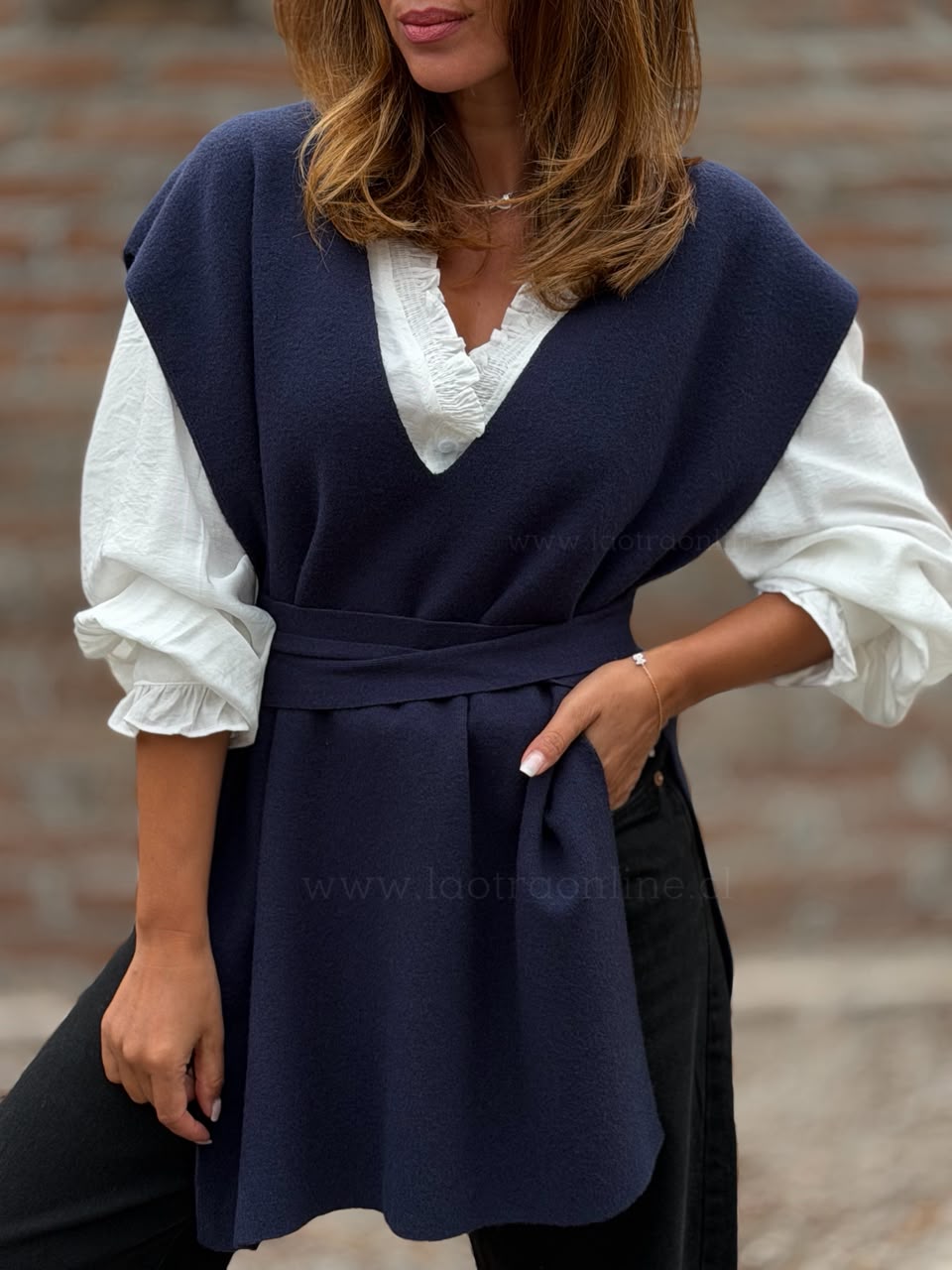 Sweater/capa cuello V azul