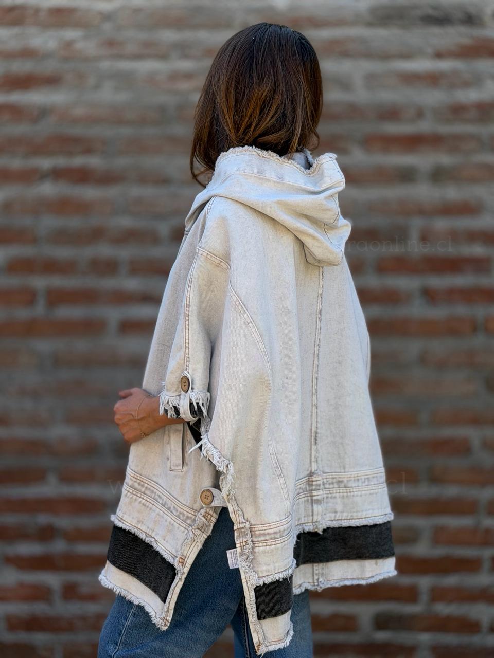 Chaqueta/ponchito Rita crema