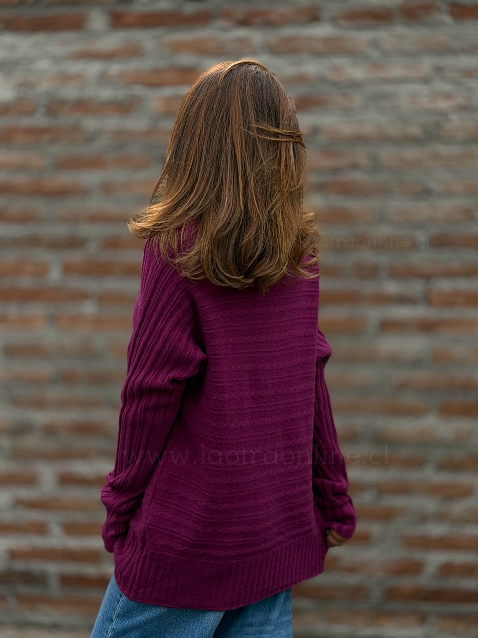 Sweater Trenzas cuello alto uva