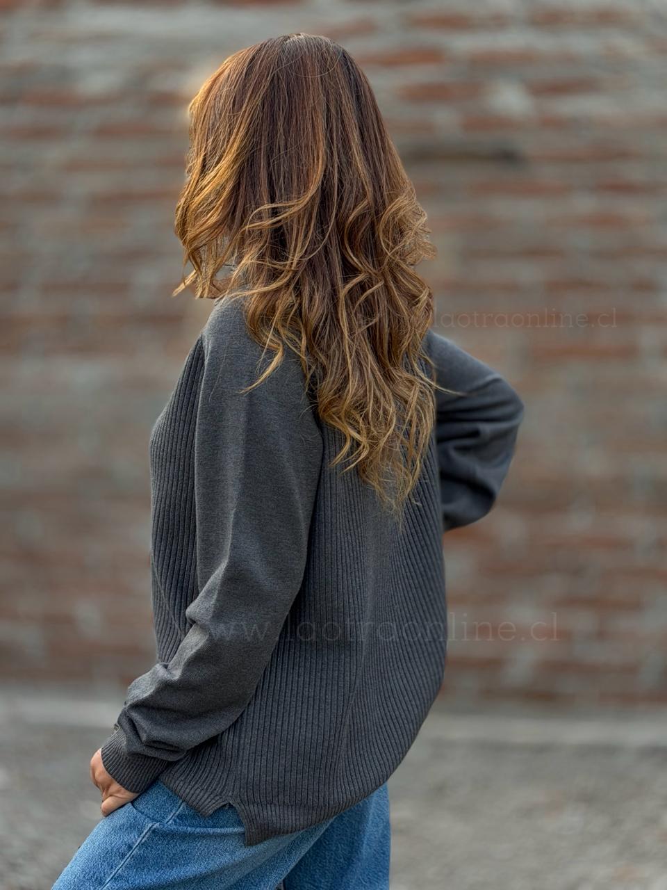 Sweater Cuello precioso marengo