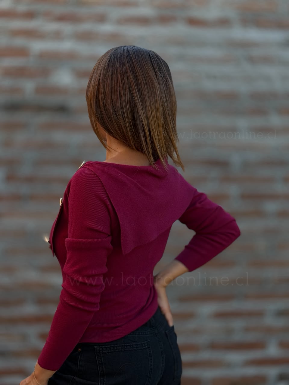 Sweater Cuello Espectacular cherry