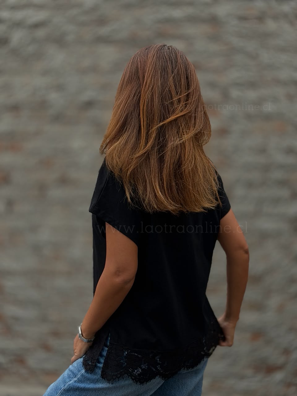 Polera Encaje negro