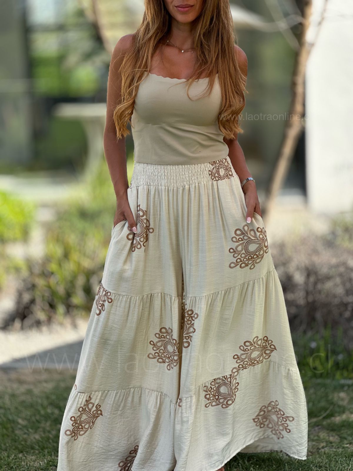 Palazzo Vancouver crema