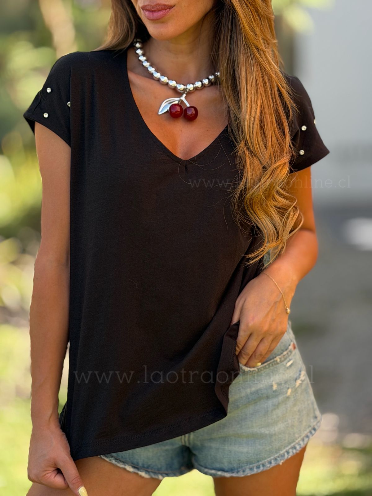 Polera manga brillo negro