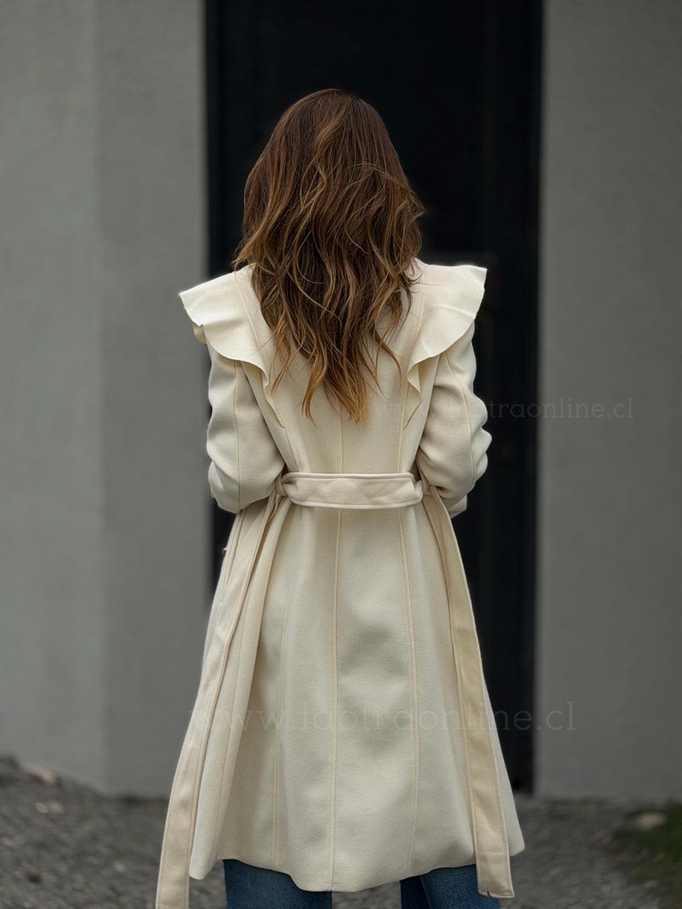 Abrigo Princesa Diana crema