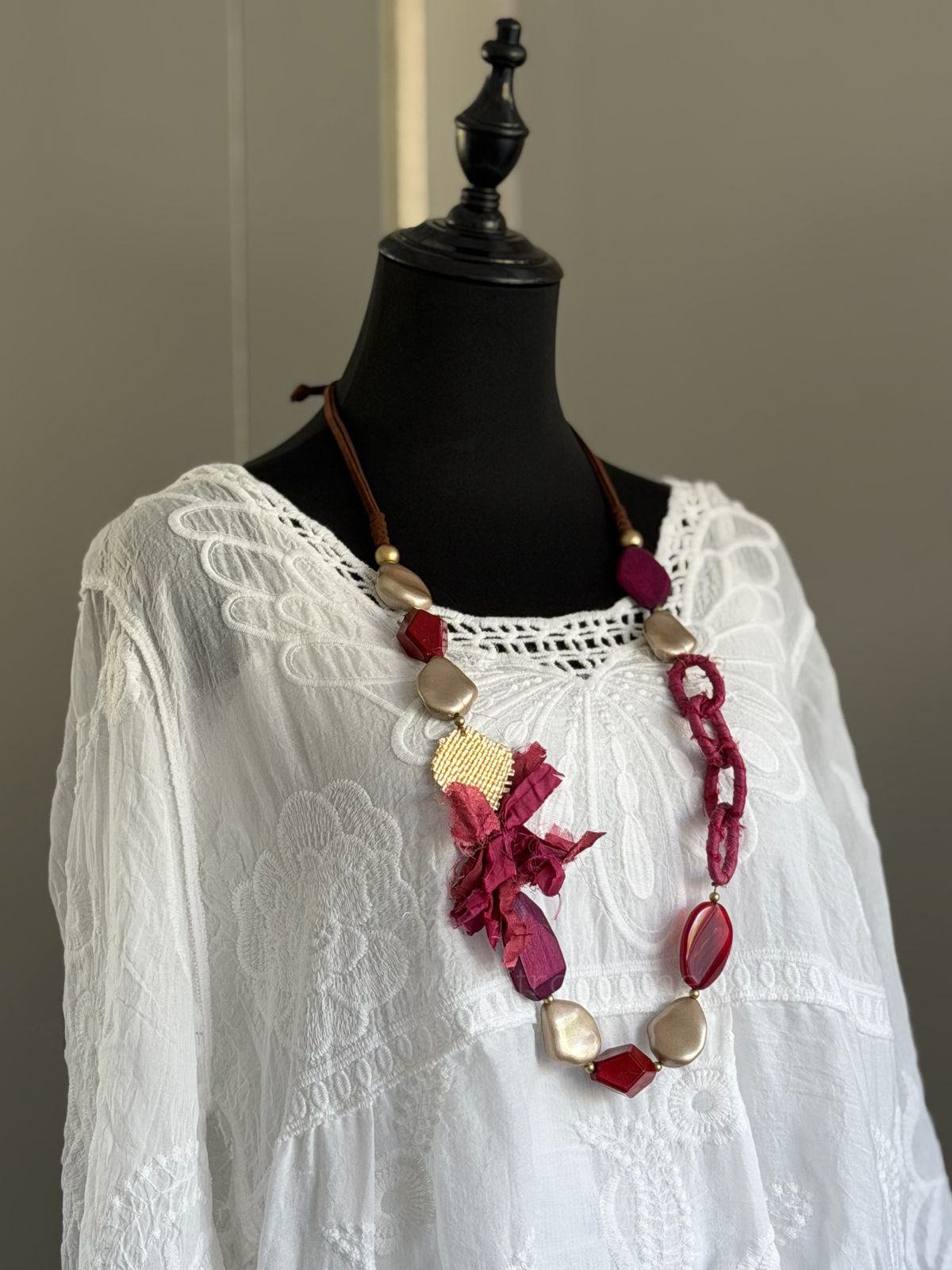 Collar Eterna guinda