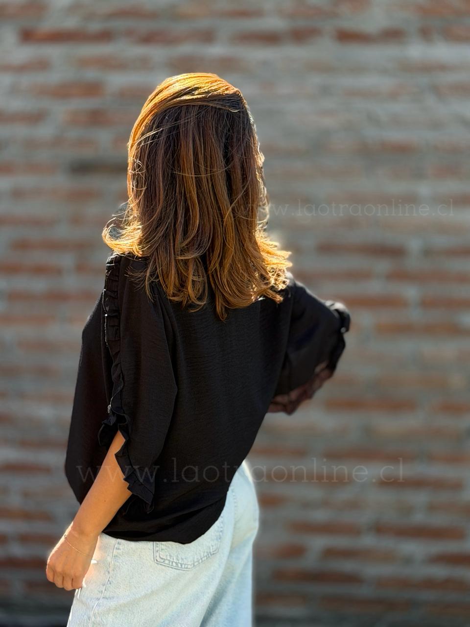 Polera Monarquía negro