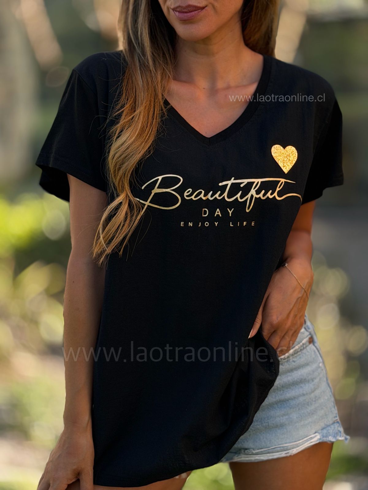 Polera Beautiful negro