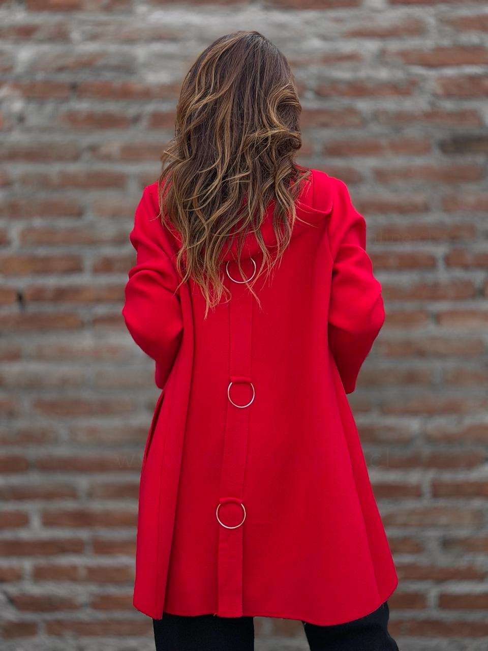 Abrigo La Condesa rojo