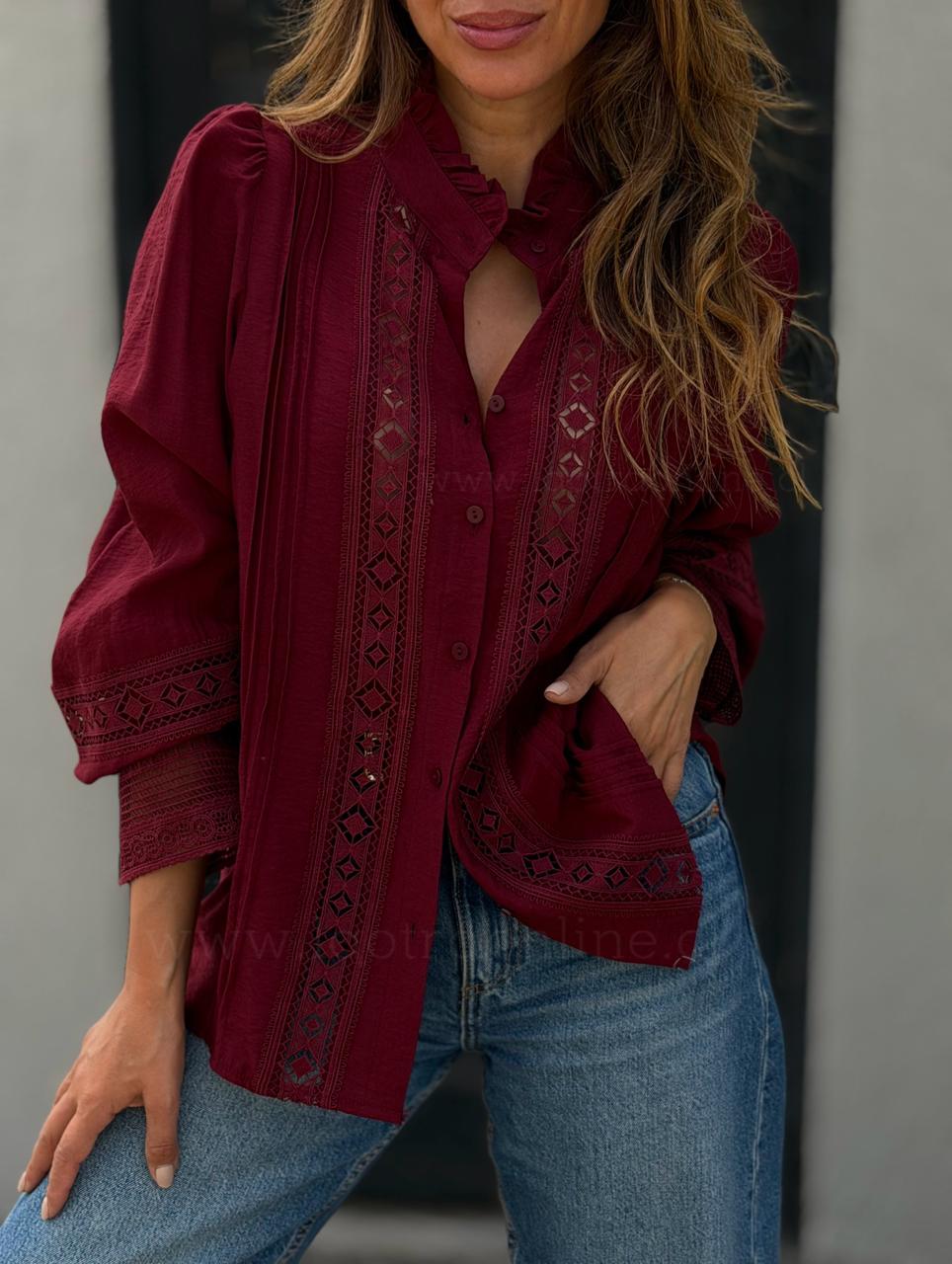 Blusa Girlboss cherry