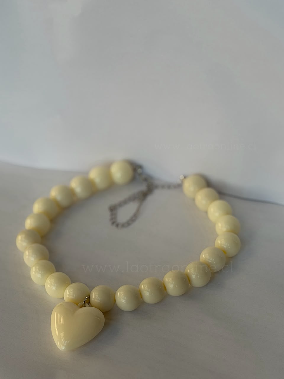 Collar Love marfil