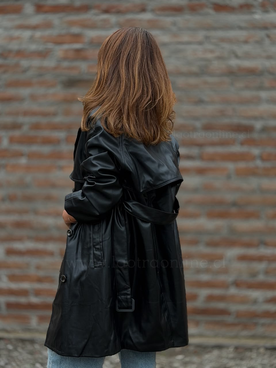Trench policuero impermeable negro