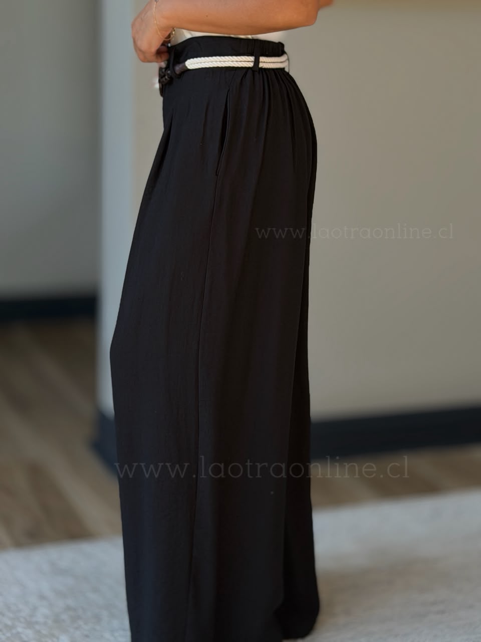 Pantalón Isla negro