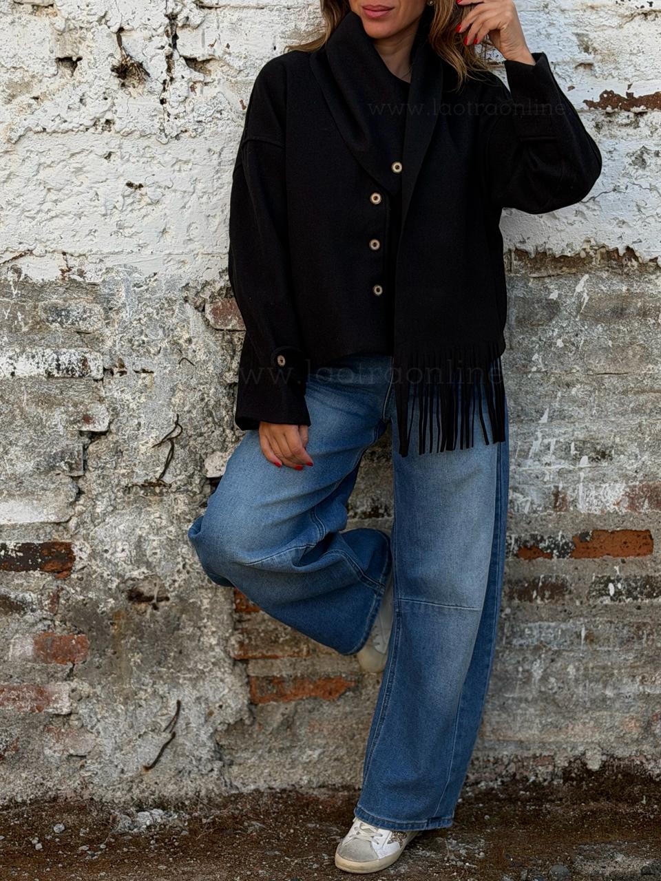 Abrigo Dubai negro