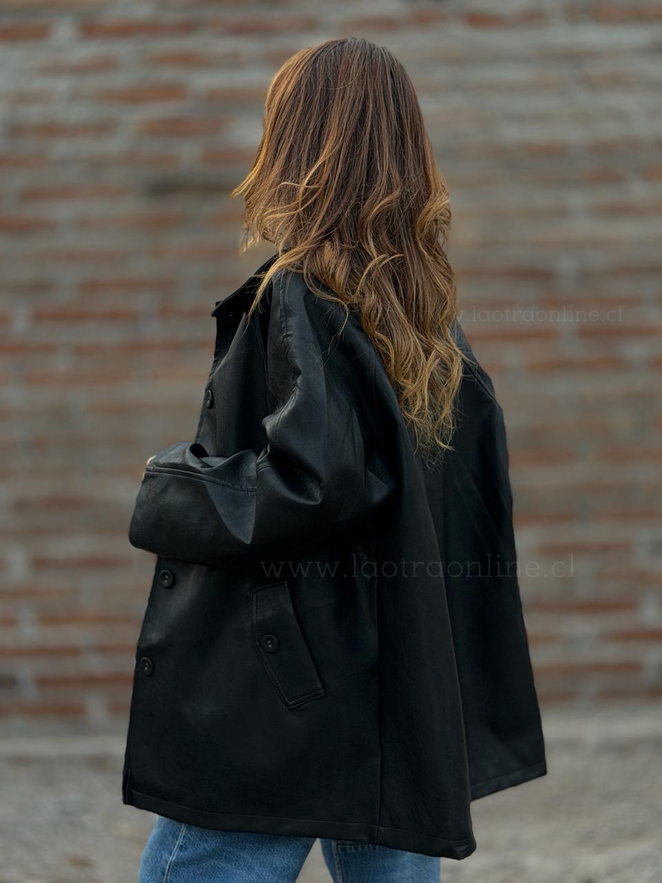 Chaqueta Ecocuero premium negro