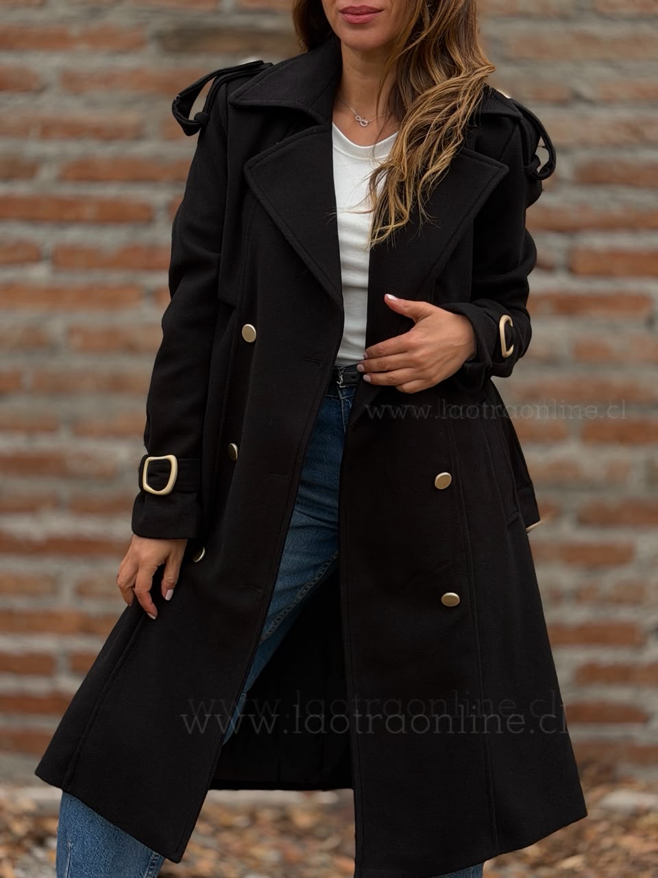 Abrigo New Reina negro