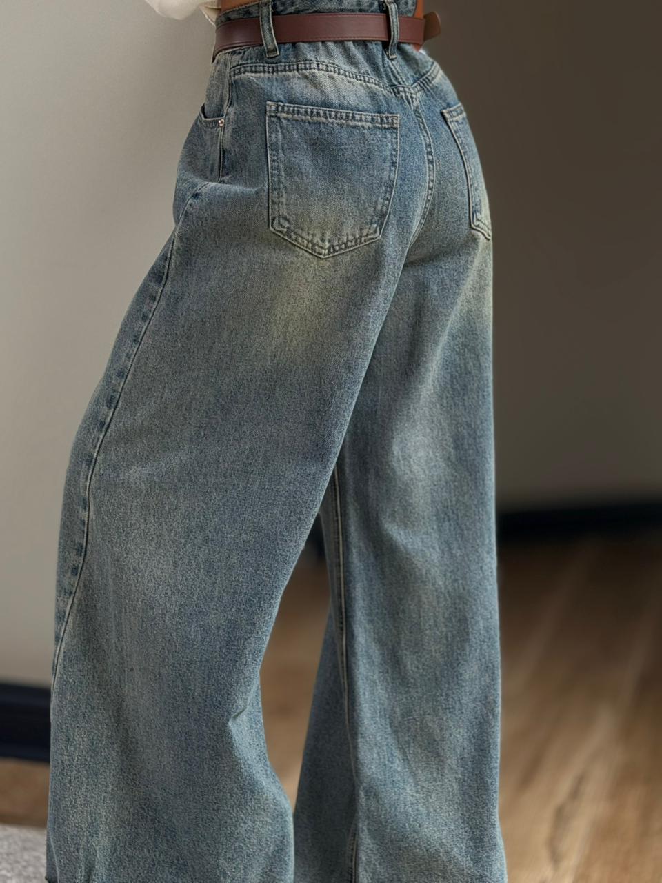Jeans Barrel/Palazzo + cinturón